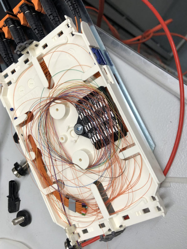 Défaut découvert lors de travaux de raccordement de 12 Fibres optiques sur module 3U/7TE
