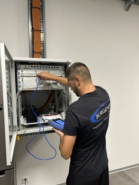 Câblage et certification LAN chez Burgener Tech Sàrl